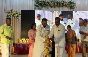 திருக்குறள் ஒப்புவித்தல் மற்றும் தமிழ் மரபு நடன போட்டி: குத்துவிளக்கு ஏற்றி தொடங்கி வைத்தார் முனைவர் எஸ்.டி.குமார்