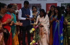 பெங்களூரில் சில்க் மார்க் எக்ஸ்போ 2025: தொடக்கி வைத்தார் ஆடை வடிவமைப்பாளர் பிரகதி ரிஷப் ஷெட்டி