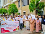 செயின்ட் மார்த்தாஸ் மருத்துவமனை சார்பில் நடைப்பயணம்: மாணவர்கள், ஊழியர்கள், பொதுமக்கள் உள்ளிட்ட 800க்கும் மேற்பட்டோர் பங்கேற்பு