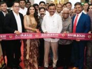 ஜோயாலுக்காஸ் (Joyalukkas) பெங்களூரு ஜெயநகரில் தனது இரண்டாவது விற்பனையகத்தைத் திறந்தது! ஆபரணங்கள் தயாரிப்புக் கட்டணத்தில் (making charges) 50% தள்ளுபடி! பிரம்மாண்டமான தொடக்கம்